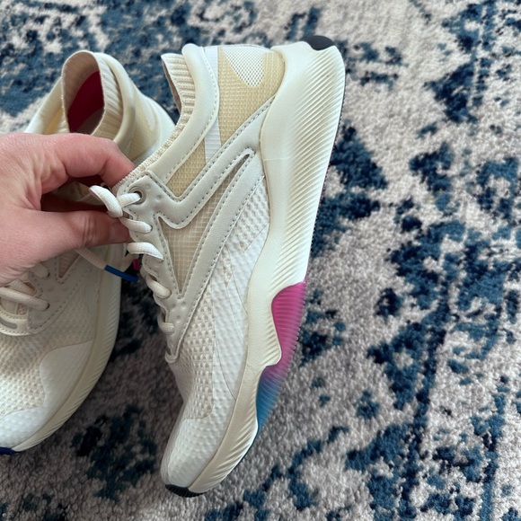 Women's Reebok HIIT TR Cross Training Shoe Chalk/Alabaster/Proud Pink 7.5 - Picture 7 of 8